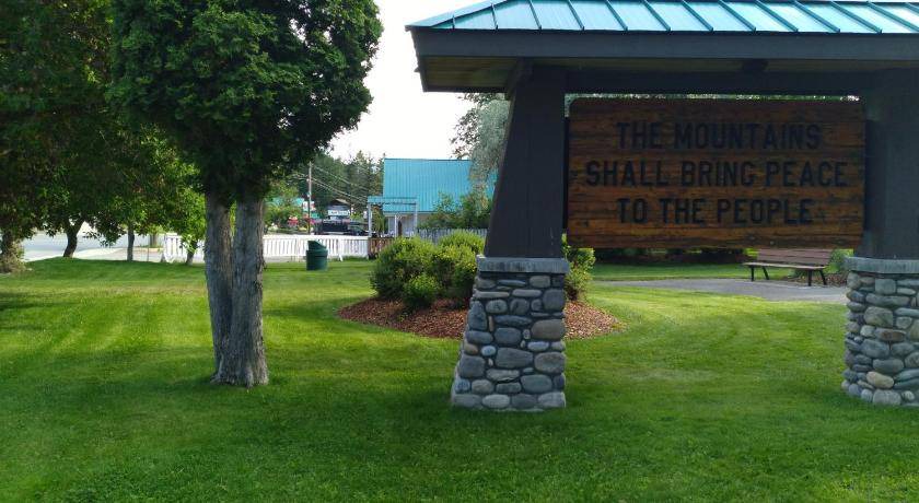 Photo of Others in East Kootenay