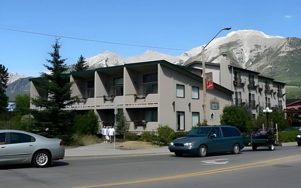 Photo of Others in Canmore