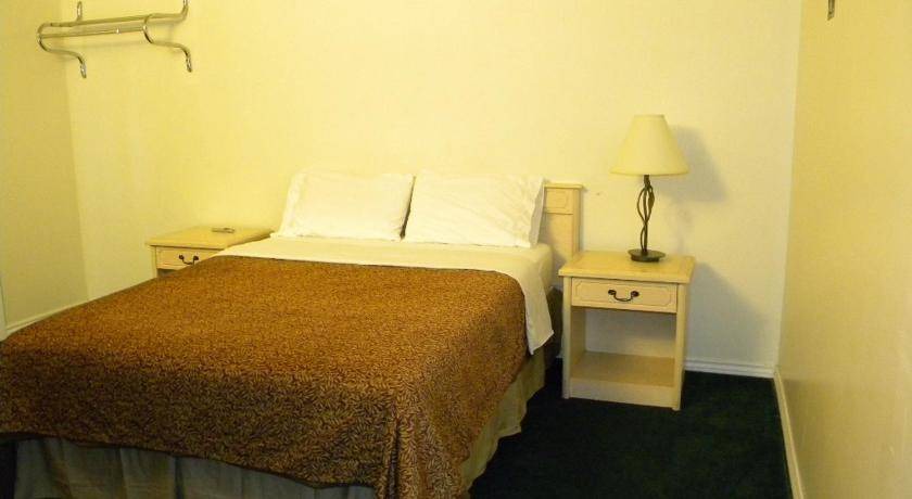 Photo of Bedroom in Fallsview