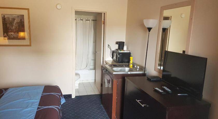 Photo of Bedroom in Red Deer