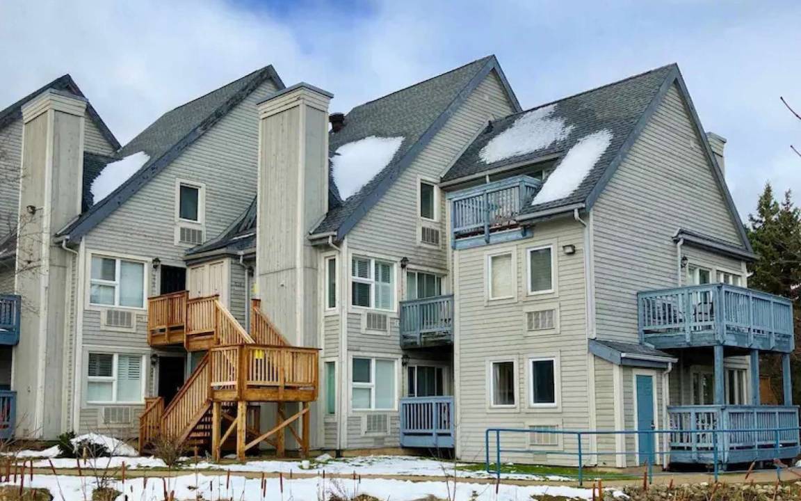 Photo of Buildings in Craigleith