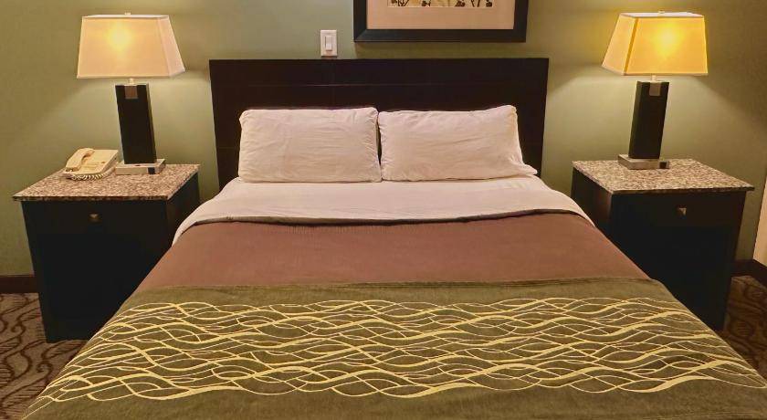 Photo of Bedroom in Lacombe