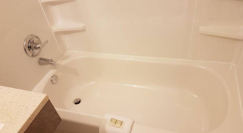 Photo of Bathroom in Pincher Creek
