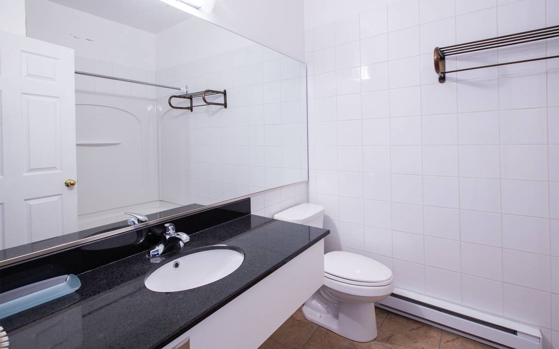 Photo of Bathroom in Varennes