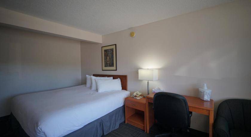 Photo of Bedroom in South Lethbridge