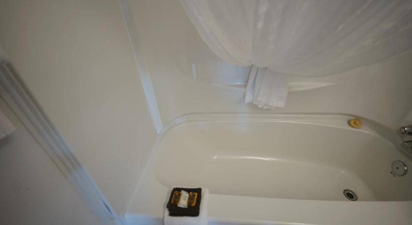 Photo of Bathroom in South Lethbridge