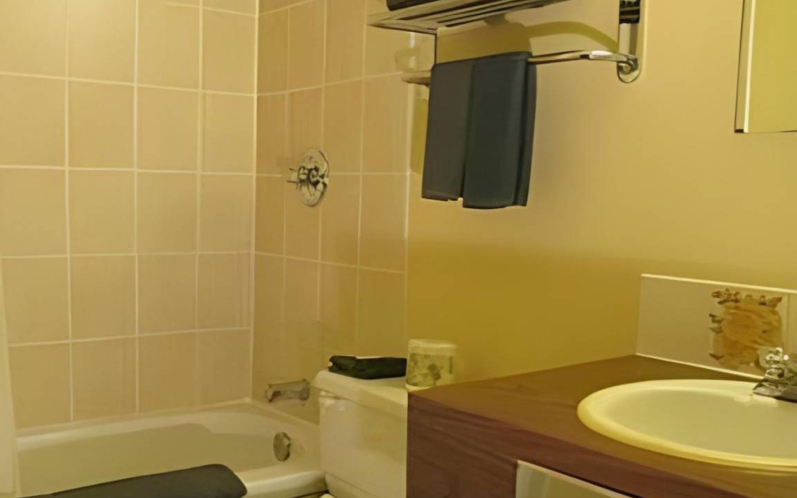 Photo of Bathroom in Lacombe