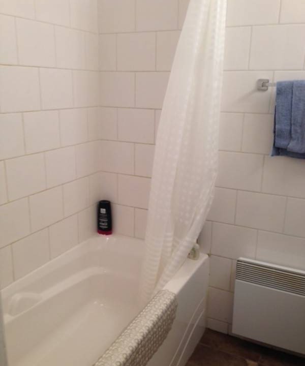 Photo of Bathroom in Cote-Des-Neiges—Notre-Dame-De-Grace