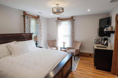 Photo of Bedroom in Westport