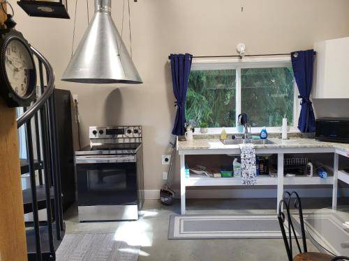 Photo of Kitchen in Courtenay