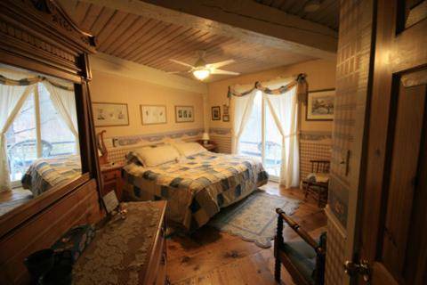 Photo of Others in Algonquin Highlands