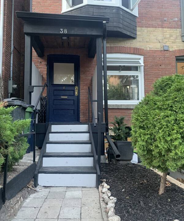 Photo of Others in Cabbagetown