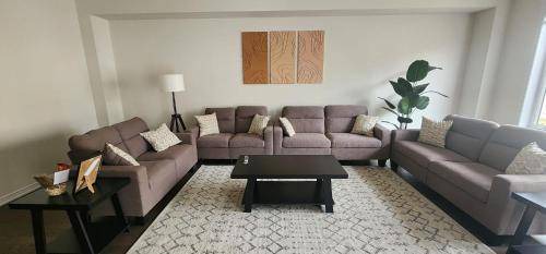 Photo of Livingroom in Thorold