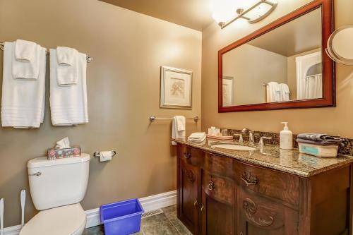 Photo of Bathroom in Old Town Historic District