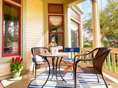 Photo of Patio Balcony in Queens Square
