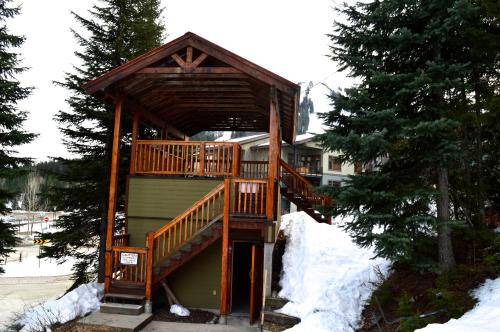 Photo of Buildings in Rossland