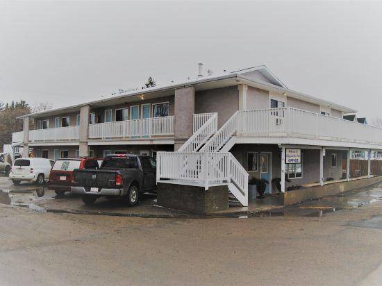 Photo of Others in Sylvan Lake
