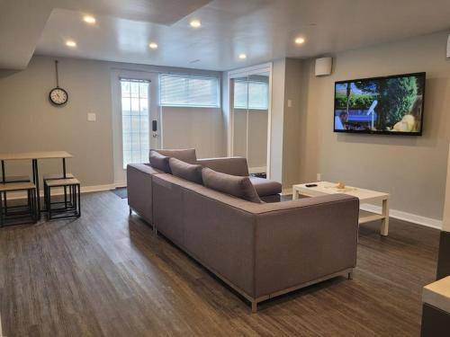 Photo of Livingroom in Longueuil