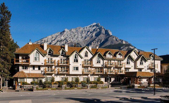 Photo of Others in Banff