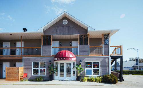 Photo of Others in Pointe-au-Pic