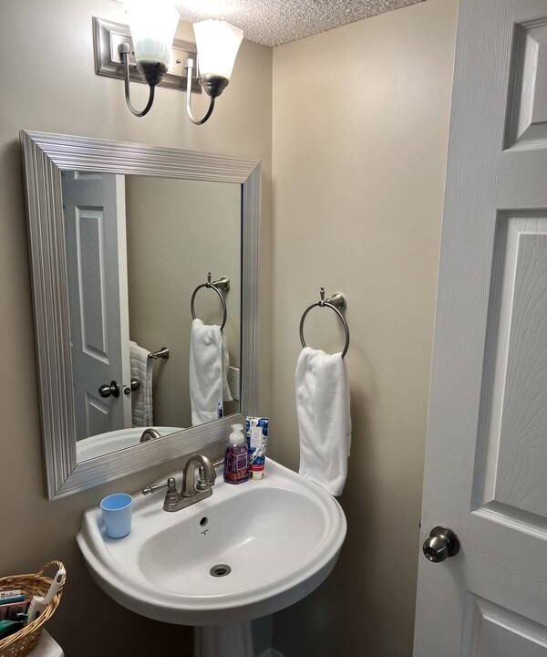 Photo of Bathroom in Bridlewood