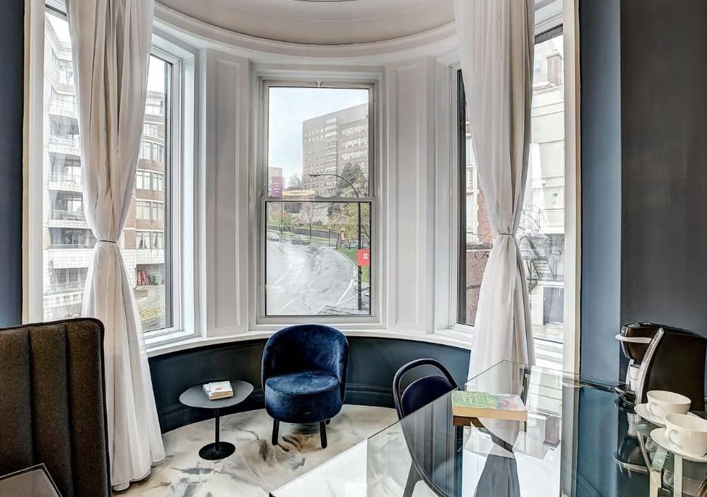 Photo of Livingroom in Golden Square Mile