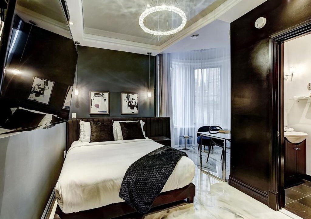 Photo of Bedroom in Golden Square Mile