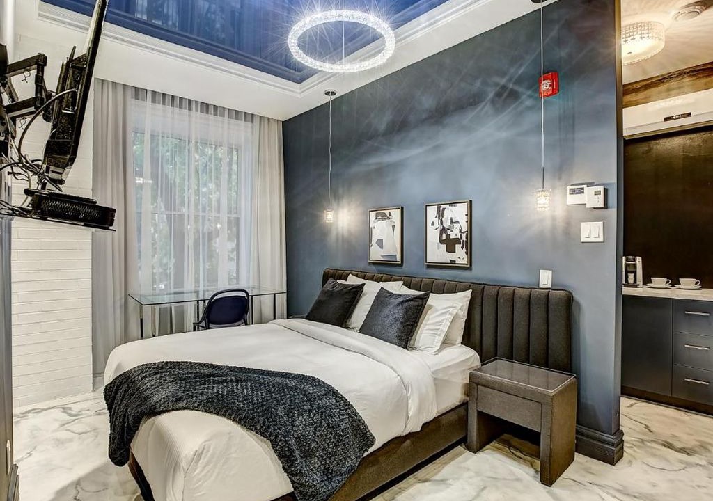 Photo of Bedroom in Golden Square Mile