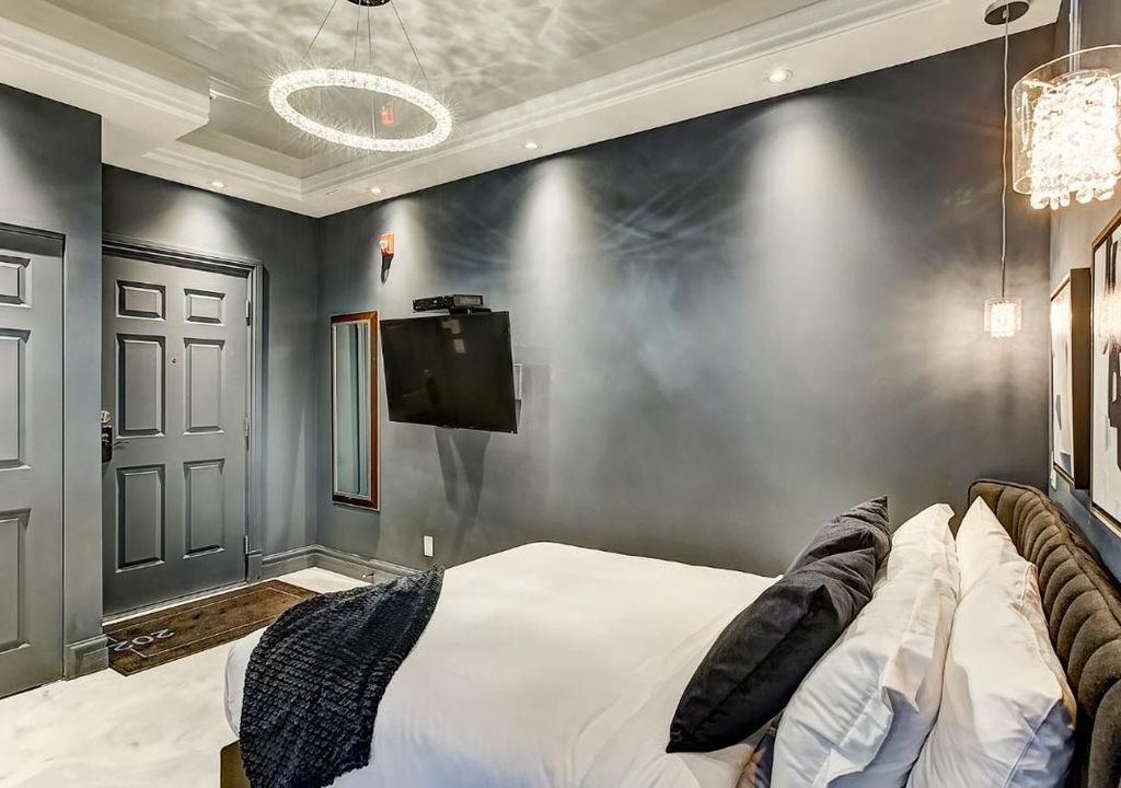 Photo of Bedroom in Golden Square Mile