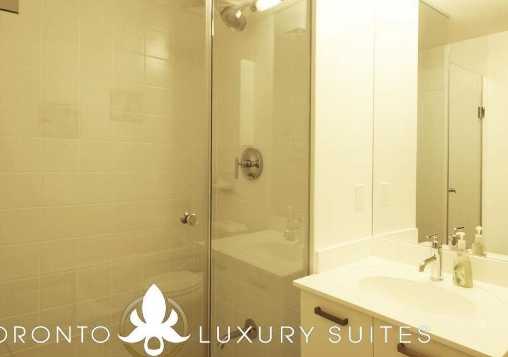 Photo of Bathroom in Bay Cloverhill