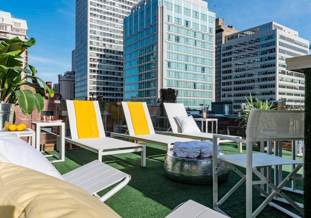 Photo of Patio Balcony in Downtown Montreal