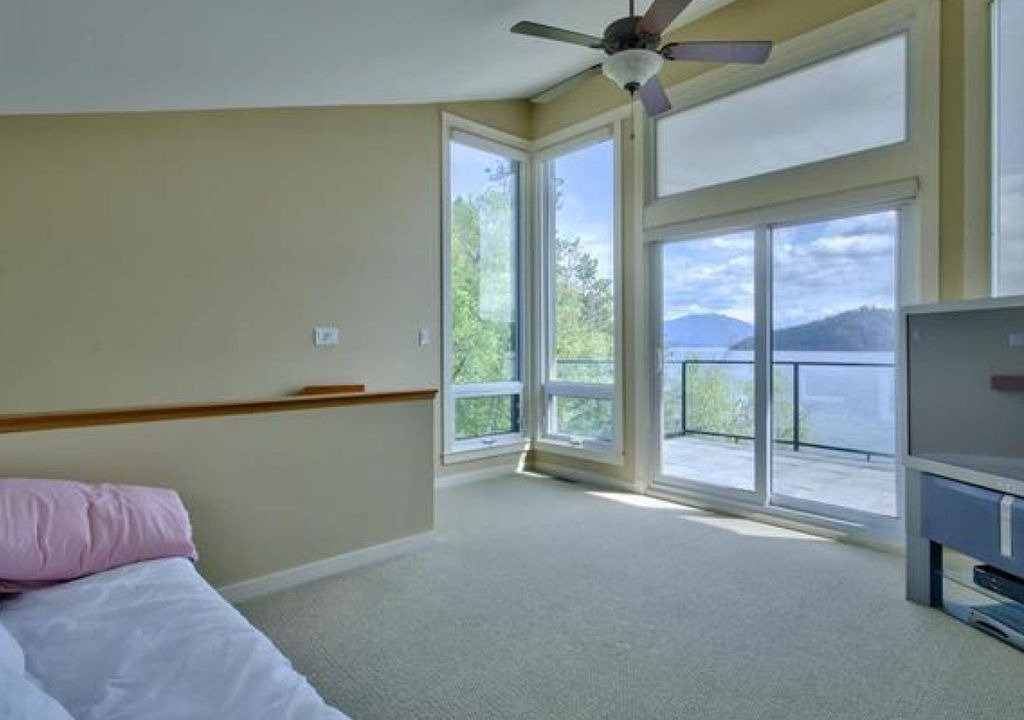 Photo of Bedroom in Scotch Creek