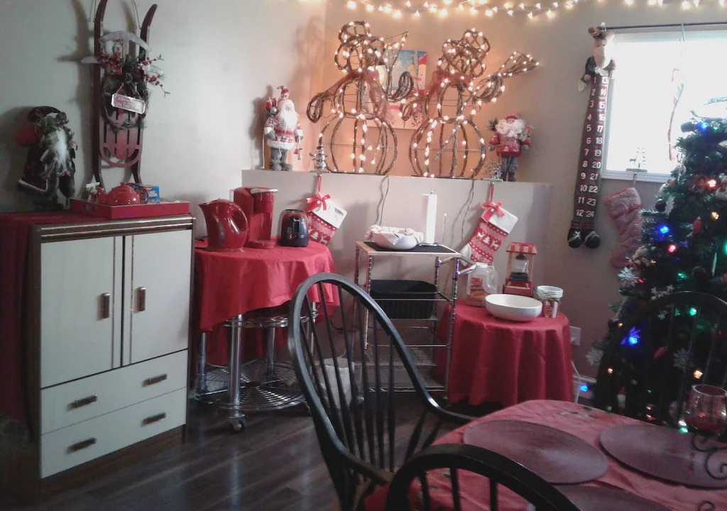 Photo of Livingroom in Northwest Edmonton