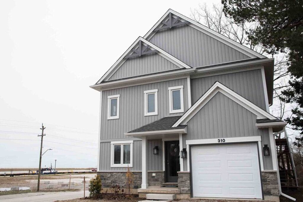 Photo of Buildings in Port Stanley