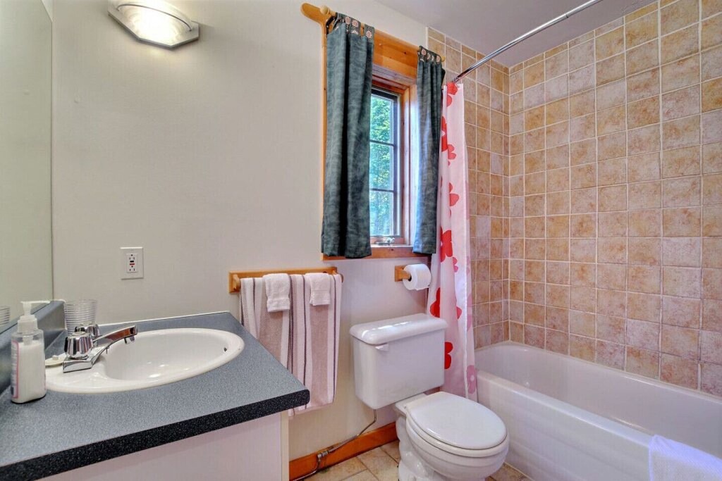 Photo of Bathroom in Val David