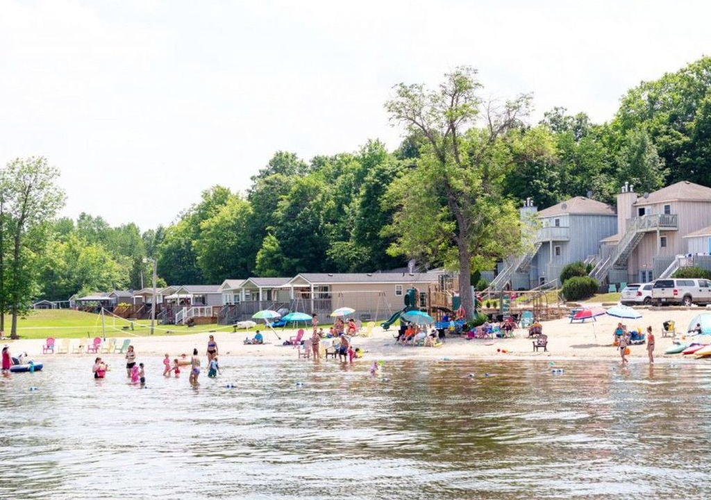 Photo of Others in Drummond-North Elmsley