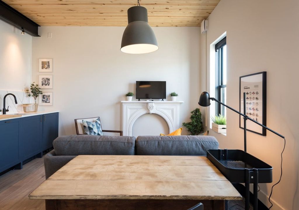 Photo of Livingroom in North End