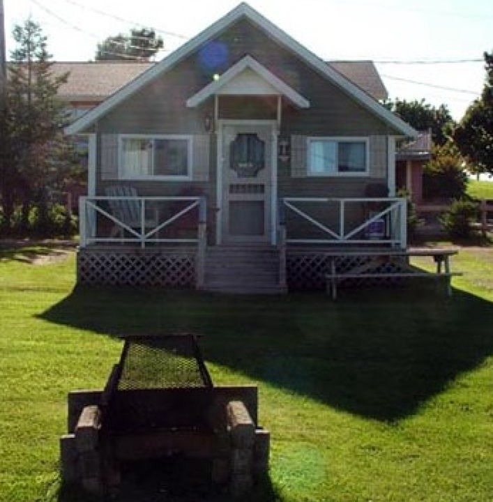 Photo of Buildings in Cavendish