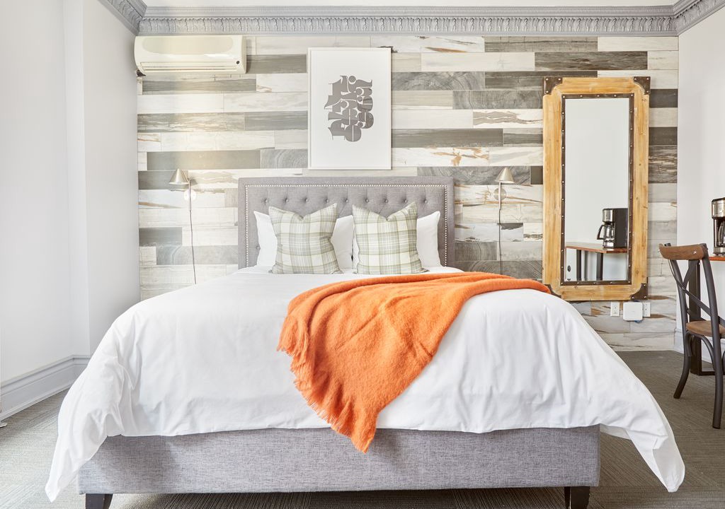 Photo of Bedroom in Church and Wellesley