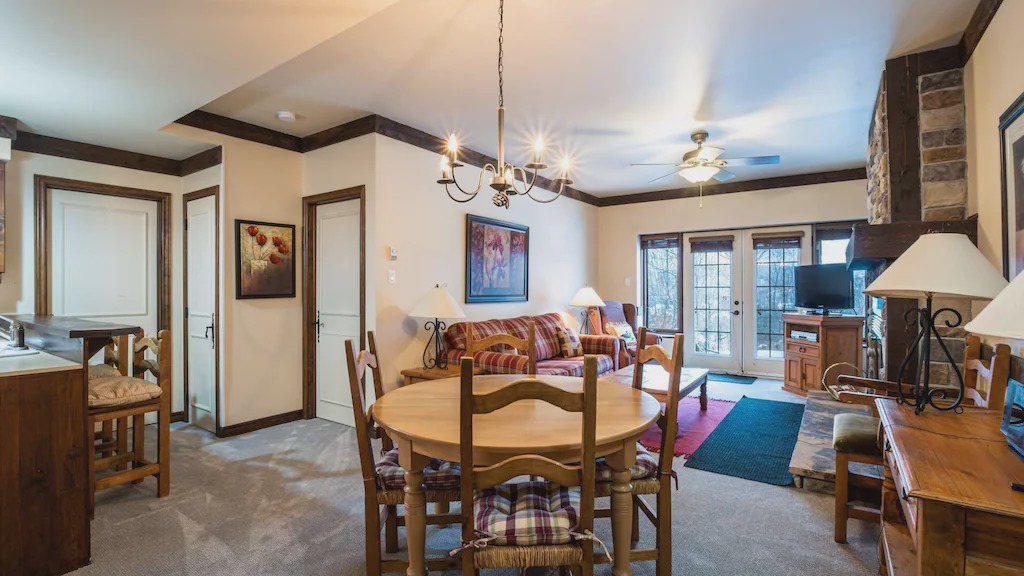Photo of Livingroom in Mont-Tremblant