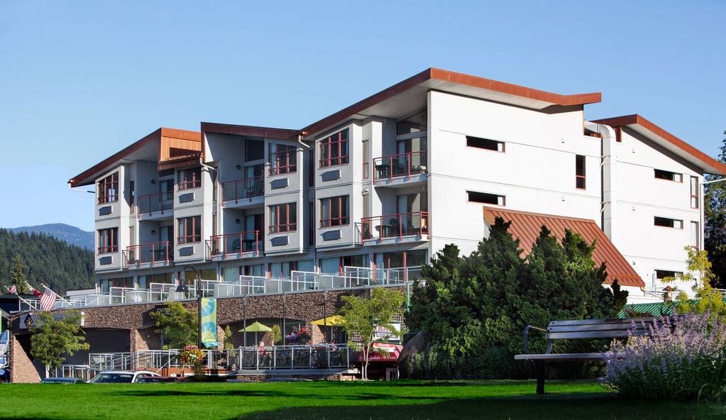 Photo of Buildings in Harrison Hot Springs