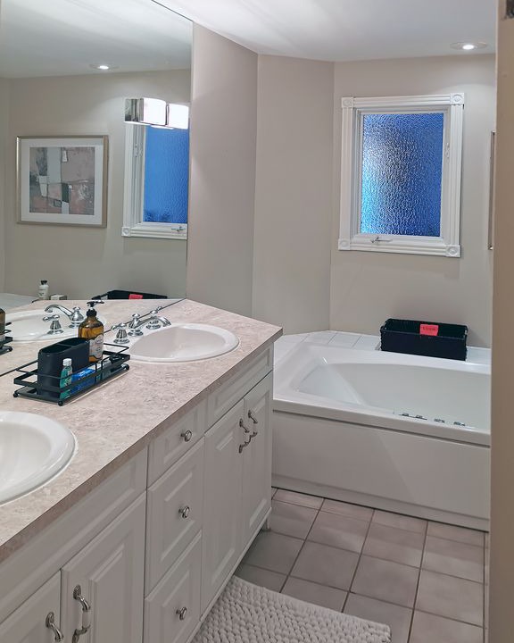 Photo of Bathroom in Cabbagetown