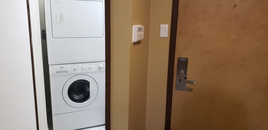 Photo of Bathroom in Bay Street Corridor