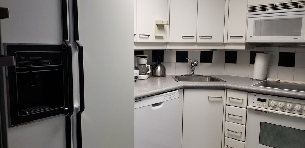Photo of Kitchen in Bay Street Corridor