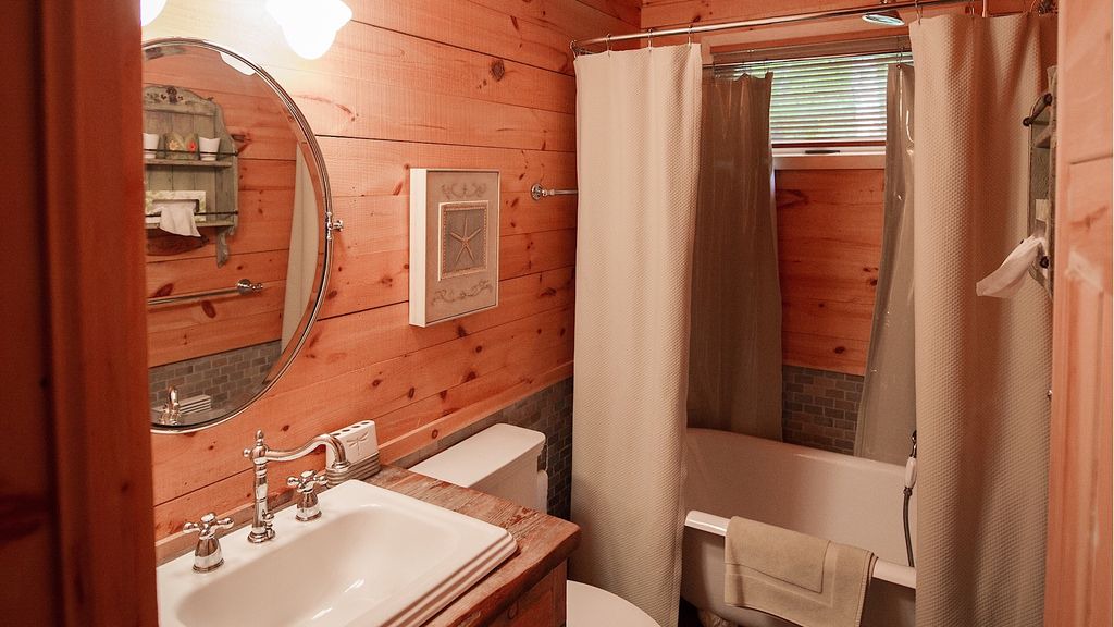 Photo of Bathroom in Harrington