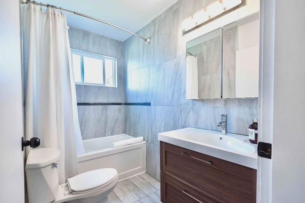 Photo of Bathroom in Saanich East