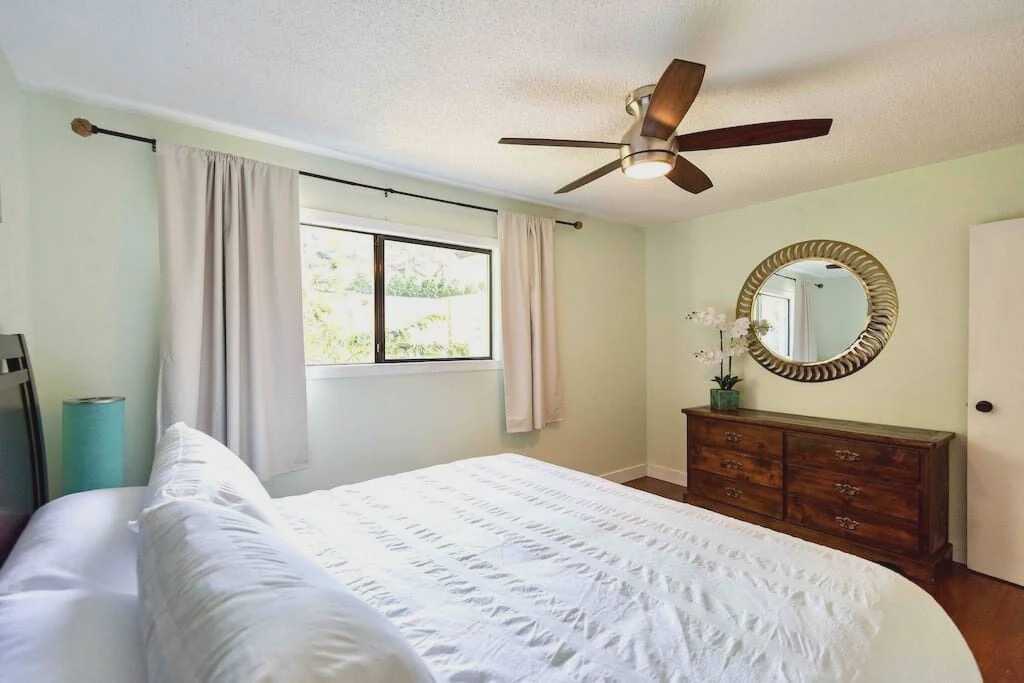 Photo of Bedroom in Saanich East