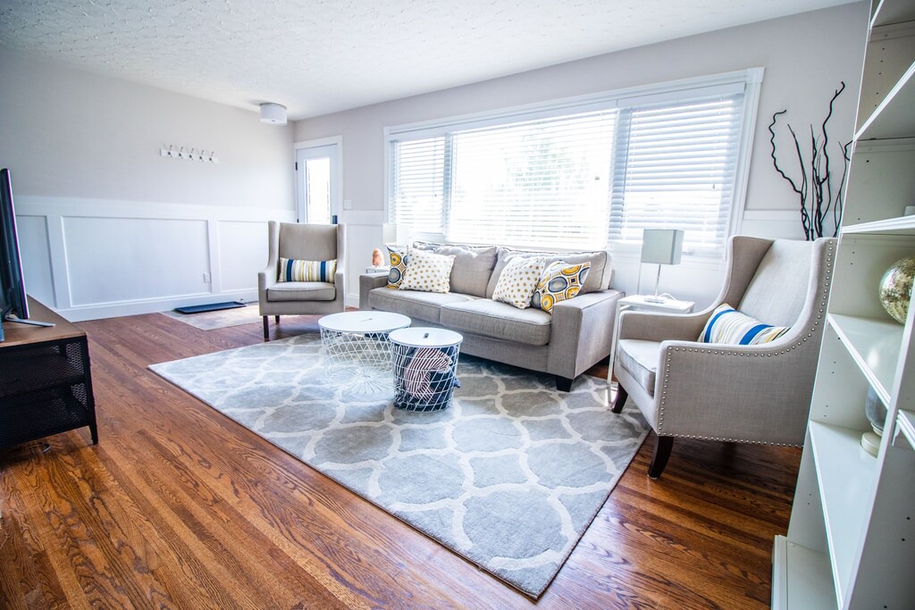 Photo of Livingroom in Jasper Place