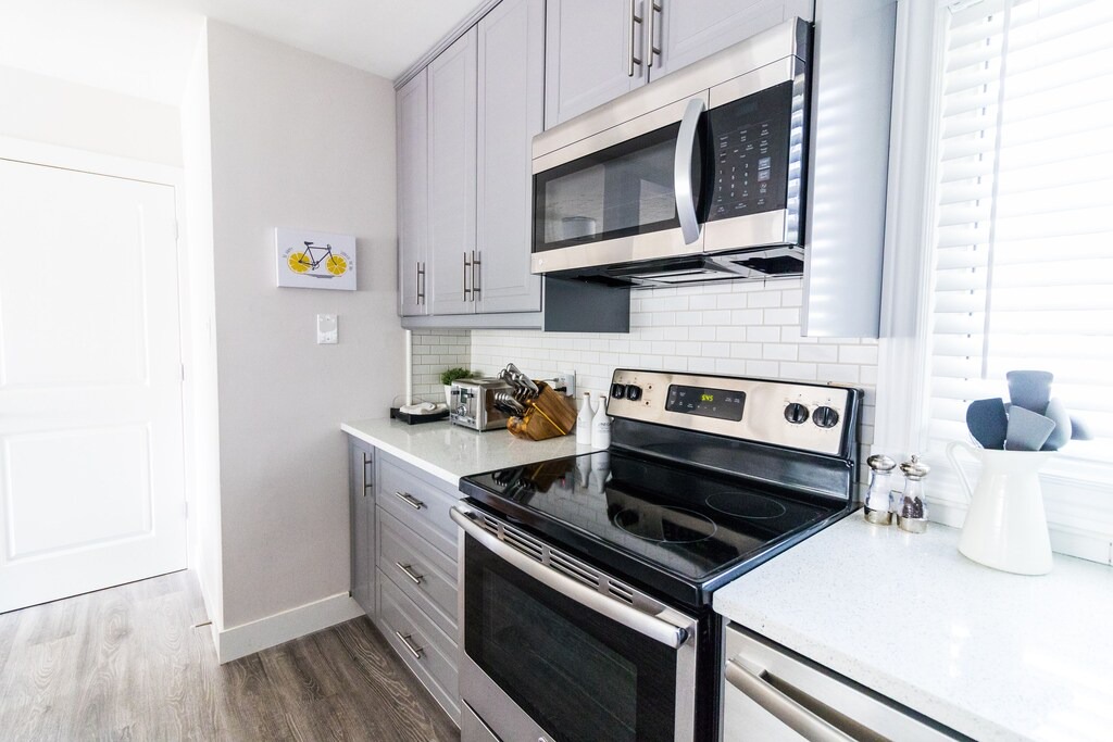 Photo of Kitchen in Jasper Place