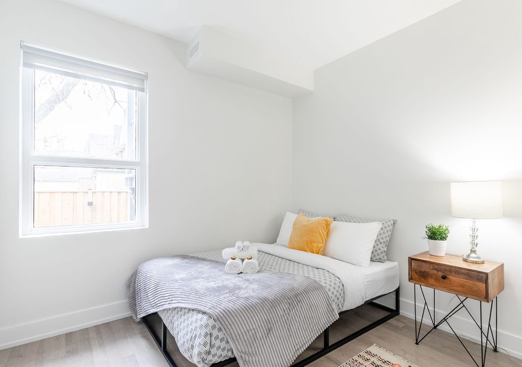 Photo of Bedroom in High Park-Swansea